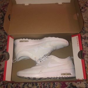 Nike Air Max Thea’s